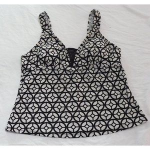 CONTOUR by Beach Scene Black & White Tankini, 10